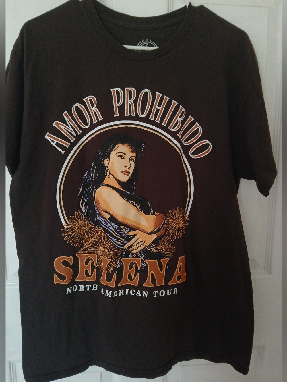 SELENA AMOR PROHIBIDO NORTH AMERICAN TOUR GRAPHIC Brown T-SHIRT - MEDIUM